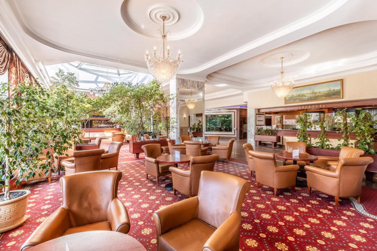 Hotel Golebiewski Bialystok Ngoại thất bức ảnh