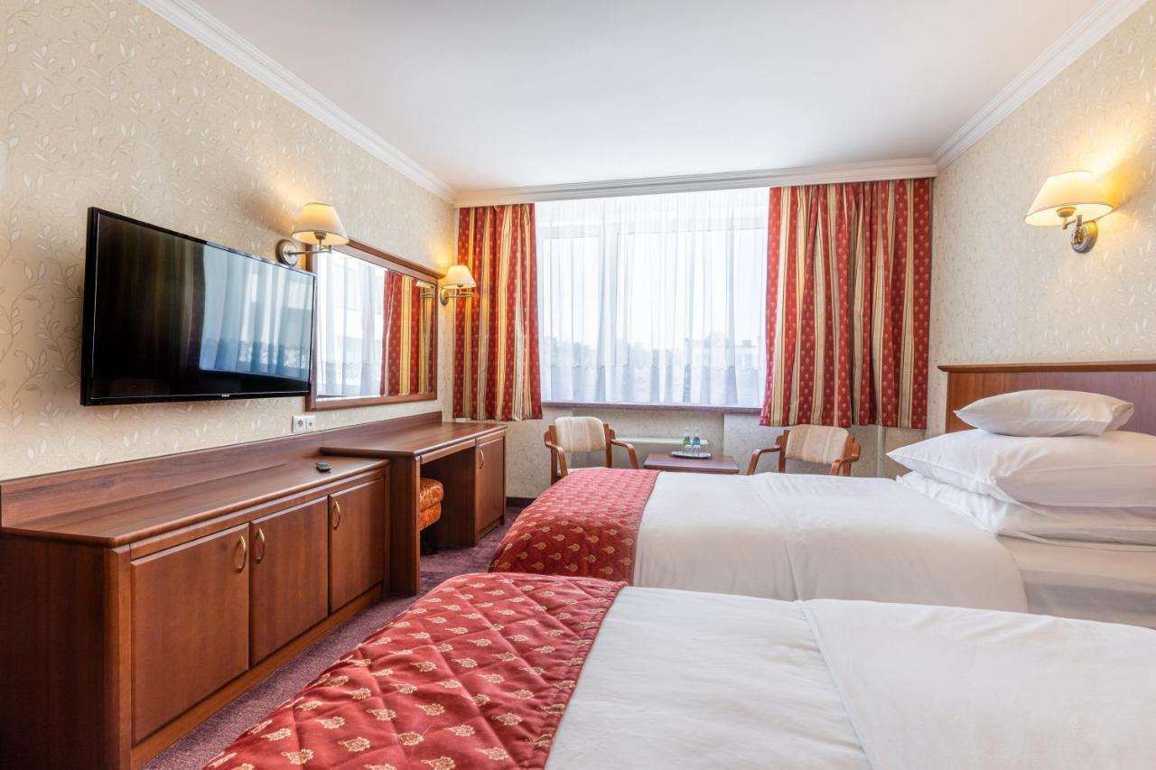 Hotel Golebiewski Bialystok Ngoại thất bức ảnh
