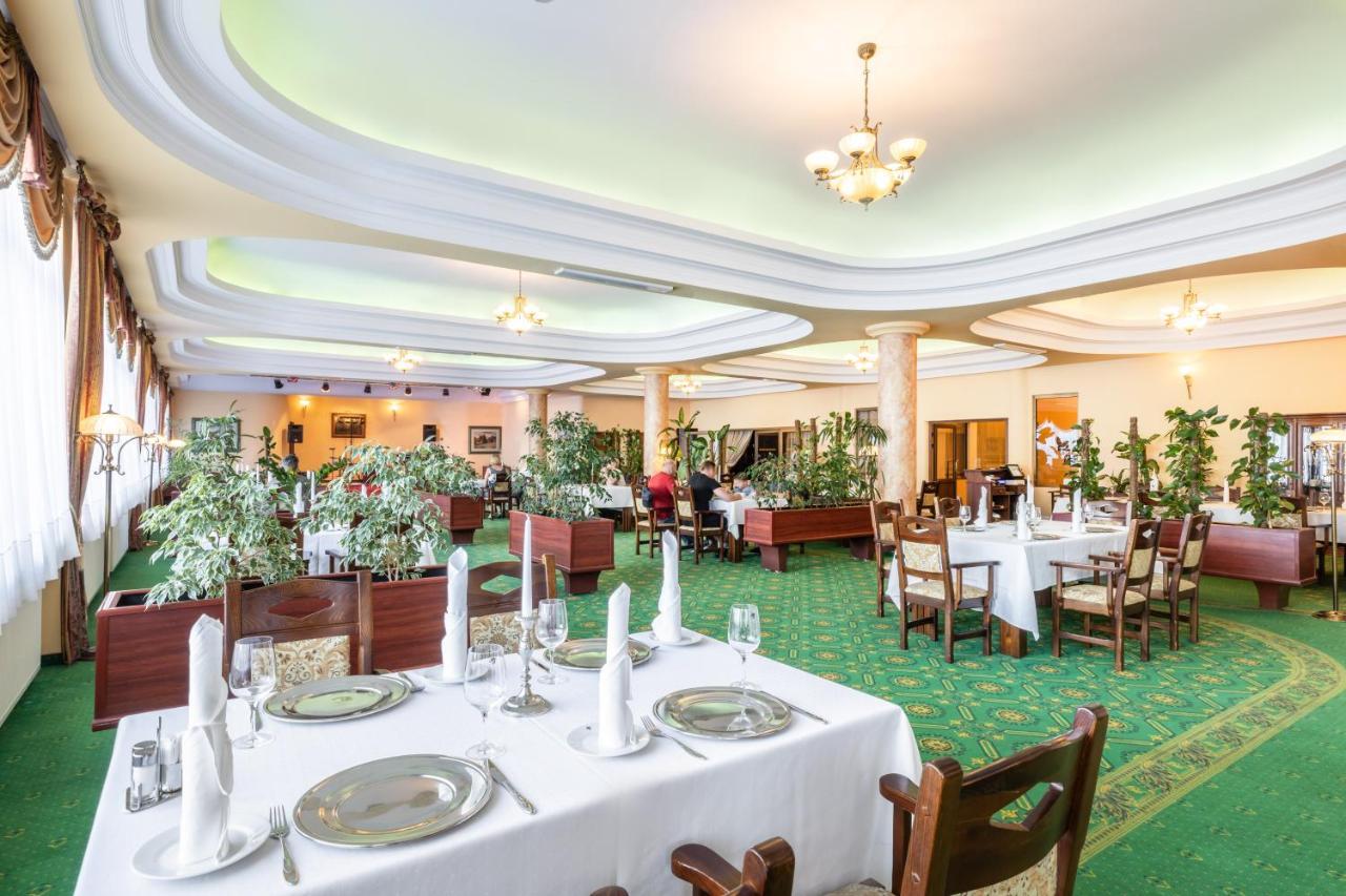 Hotel Golebiewski Bialystok Ngoại thất bức ảnh