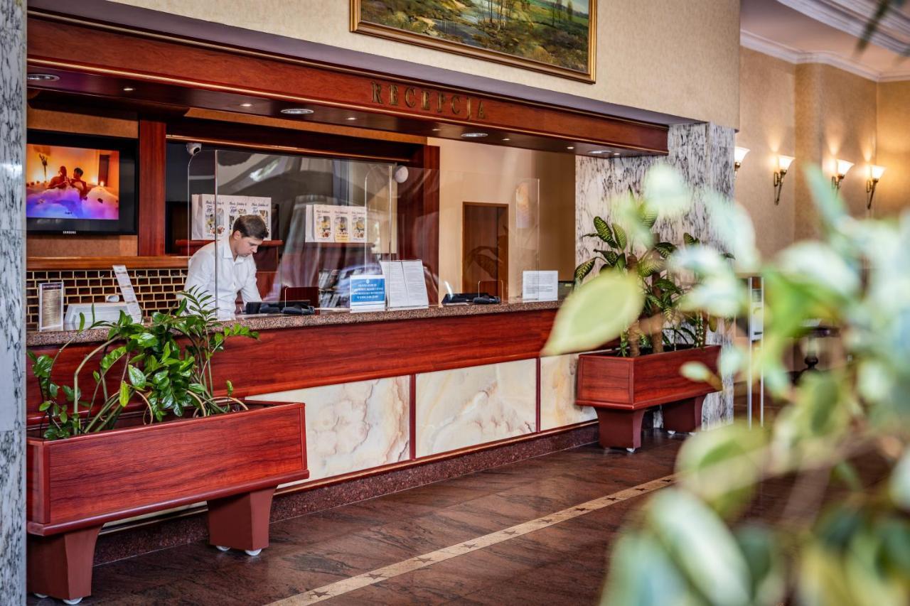 Hotel Golebiewski Bialystok Ngoại thất bức ảnh